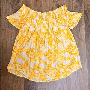 Hailey & Co Women’s Sz Large Off the Shoulders Yellow Floral Short Sleeve Blouse